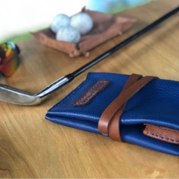 Premium leather Cigar Case royal blue tan. New in box. - Picture 2 of 2